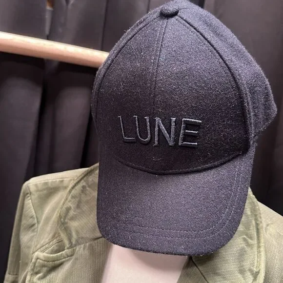 LUNE Davey Wool Logo Baseball Cap Dark Navy Blue New